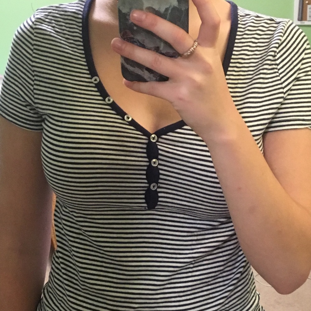 Striped navy tee